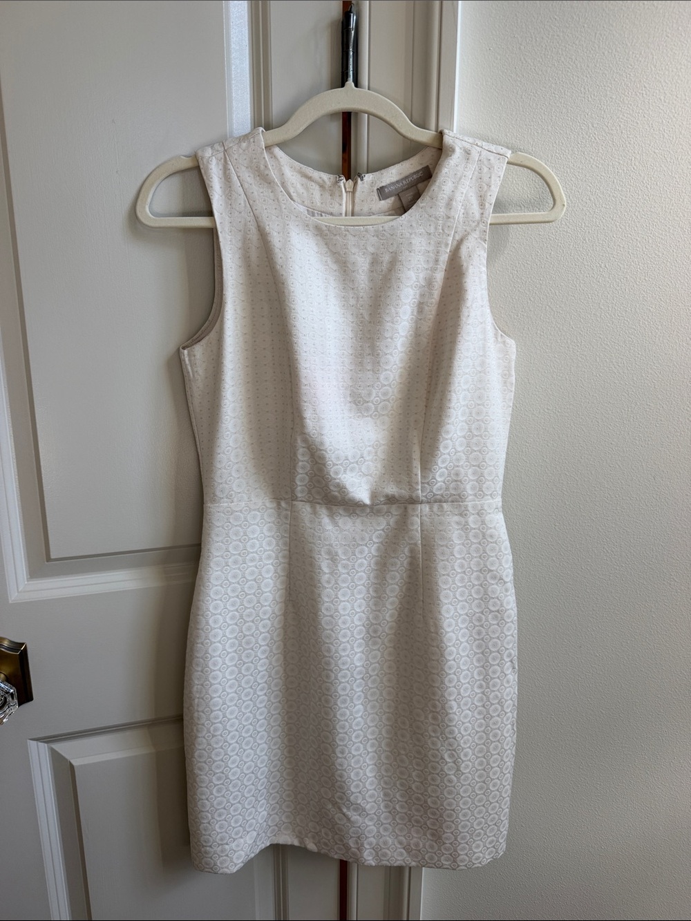 Banana Republic Factory White Sleeveless Sheath Dress